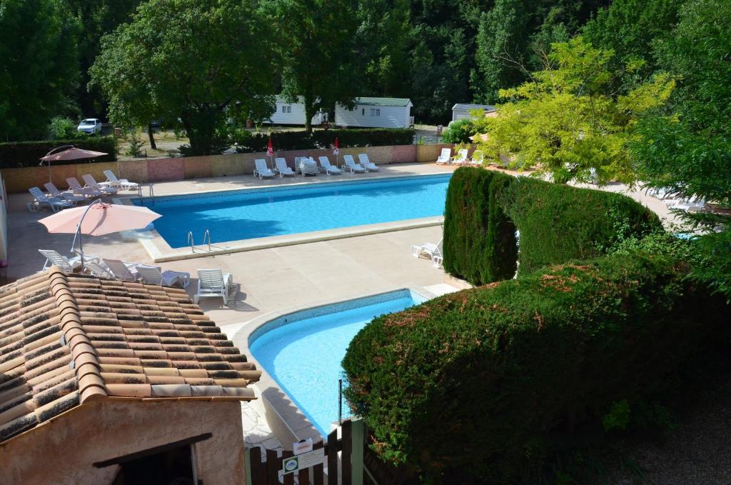 Camping Hotel Les Rives Du Loup Tourrettes-sur-Loup Cameră foto